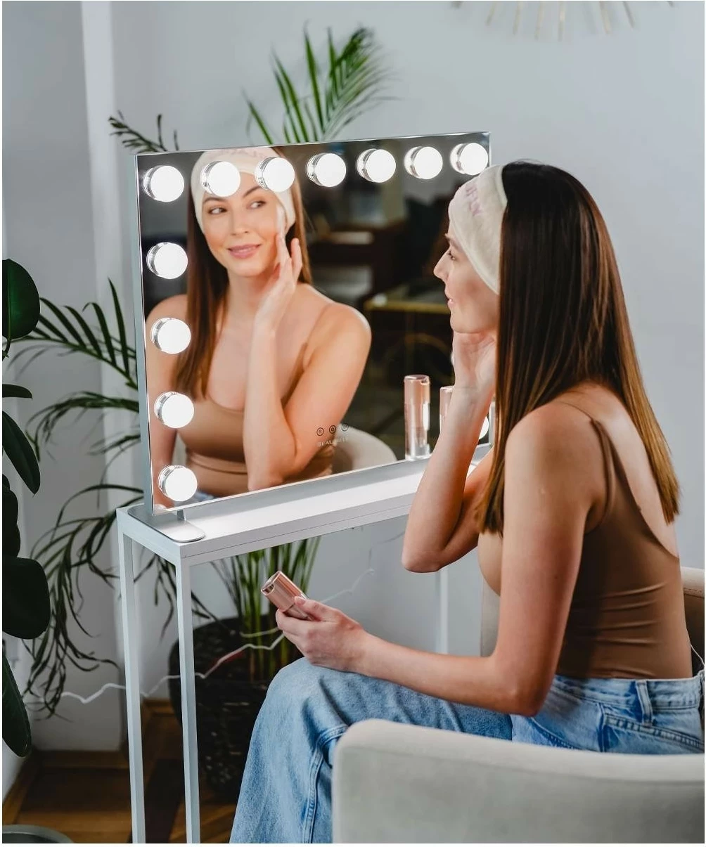 Pasqyrë me LED Beautifly Visage, ngjyrë argjendtë