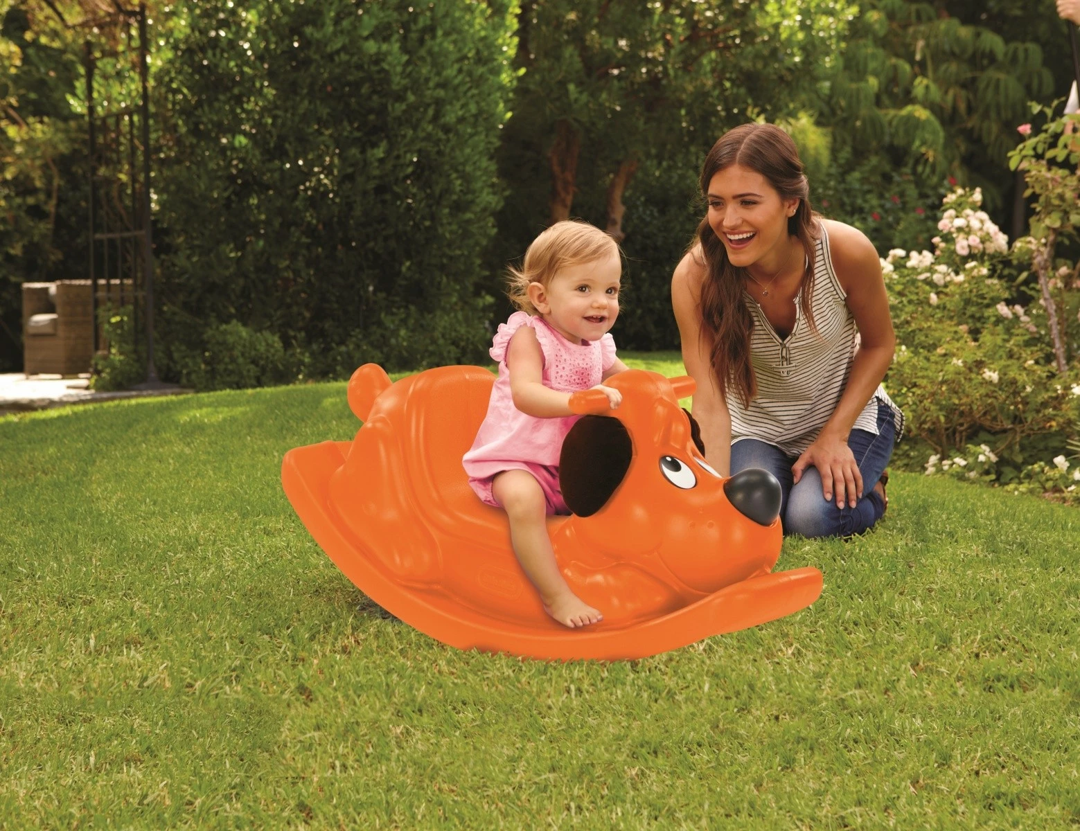 Lodër lëkundëse Little Tikes Rockin' Puppy, portokalli