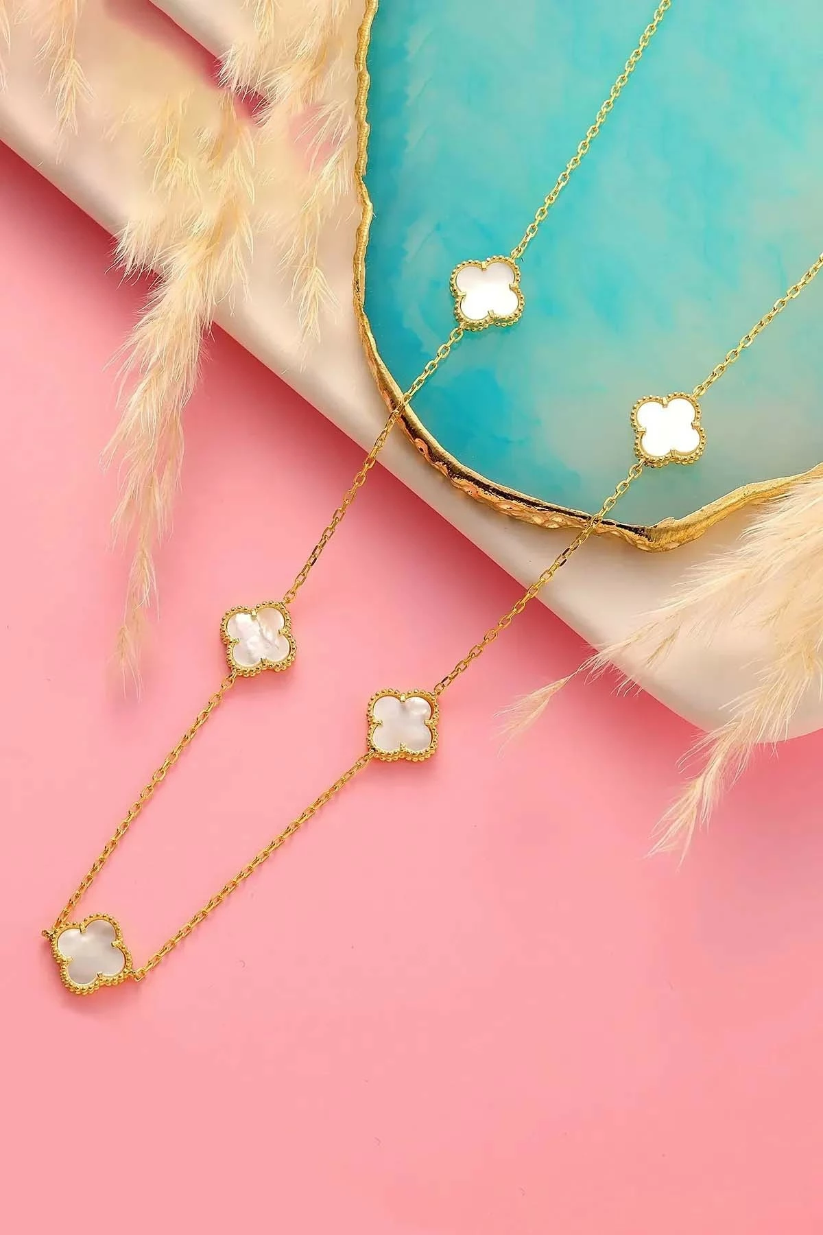 Varëse qafe Jumeon, ngjyrë e bardhë, Sdf-Clefkly