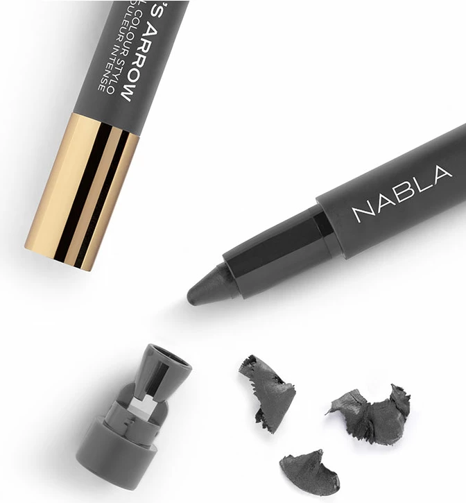 Laps për sy Nabla Cupid's Arrow Longwear Stylo Multi-Purpose Stick Eyeshadow – Shade: Arrow #10 Midnight Gray