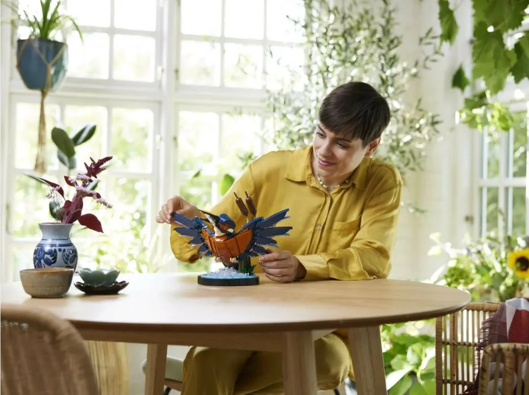 Set ndërtimi LEGO Icons Kingfisher 10331, 834 pjesë, për të rritur