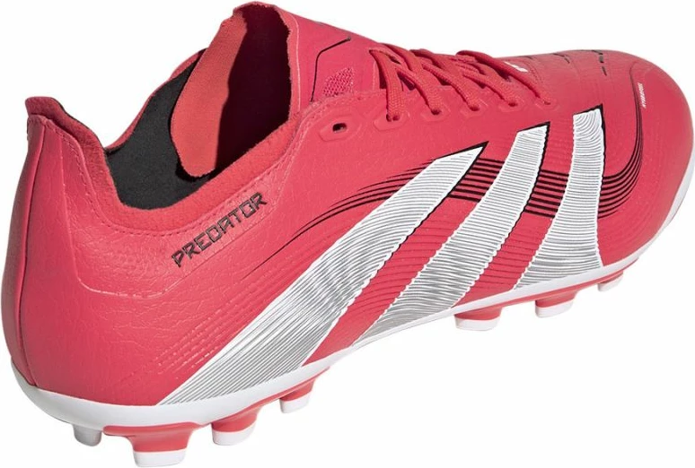 Atlete futbolli adidas për meshkuj, të kuqe