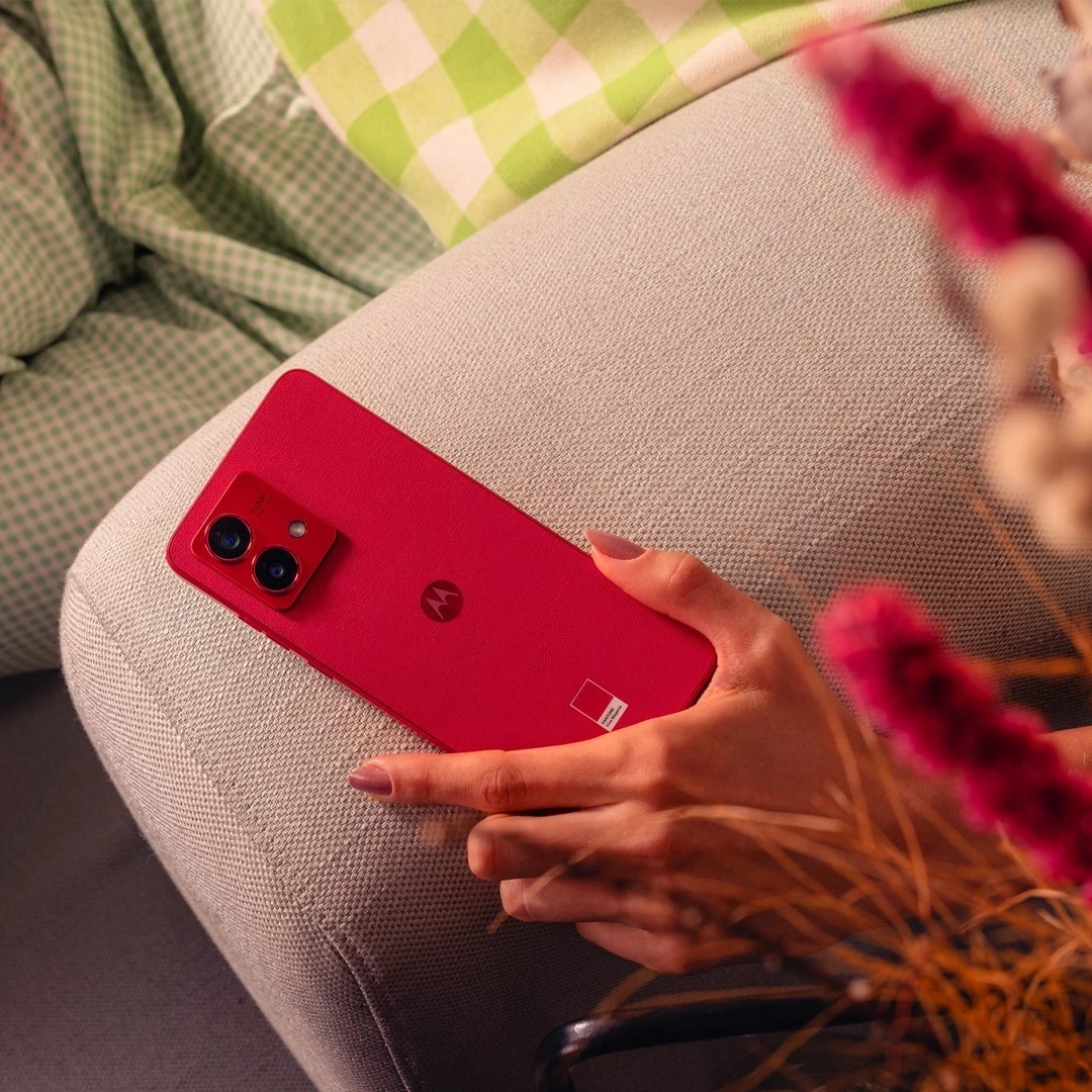 Smartfon Motorola Moto G84 5G, 8/256, Magenta