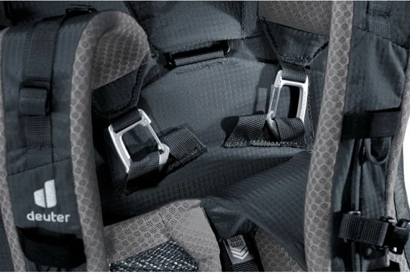 Çantë shpine hiking Deuter, unisex, e zezë