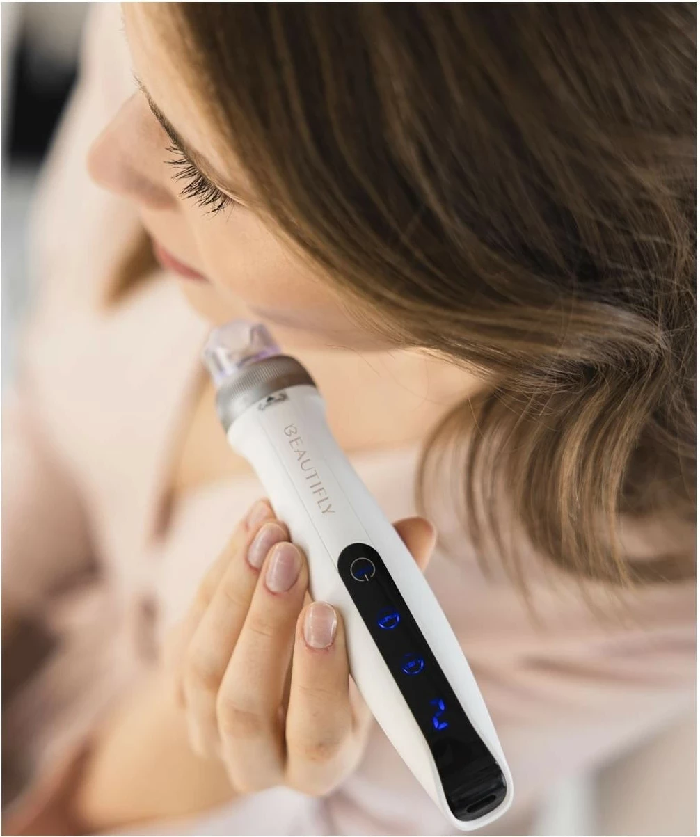 Pajisje mezoterapie me mikrogjilpëra Beautifly CollagenBoost, e bardhë