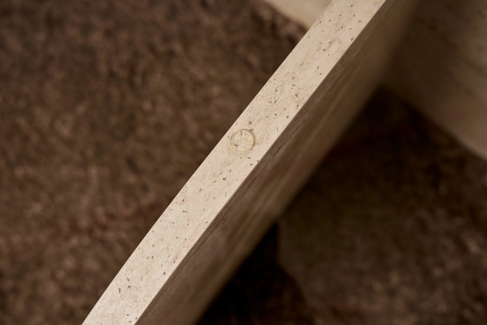 Tavolinë kafeje Nordure, Aeris, travertin, transparente