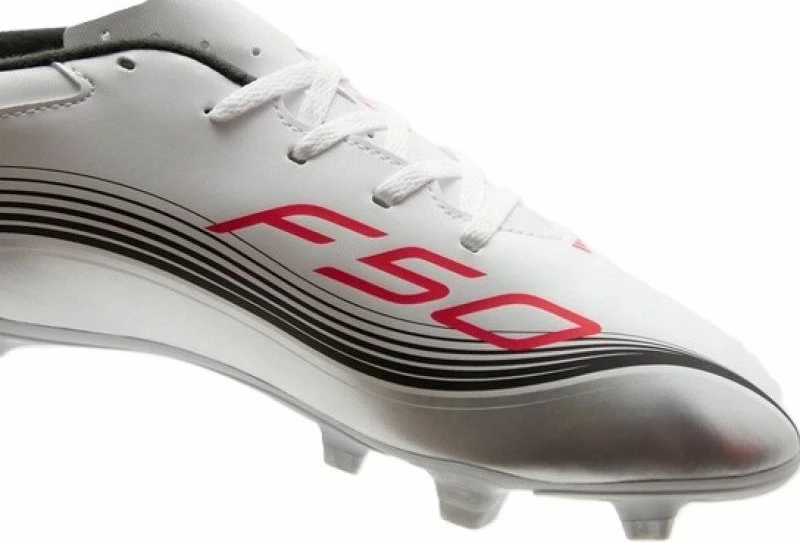 Atlete futbolli adidas për meshkuj, të bardha [Madhësia: 44 2/3]