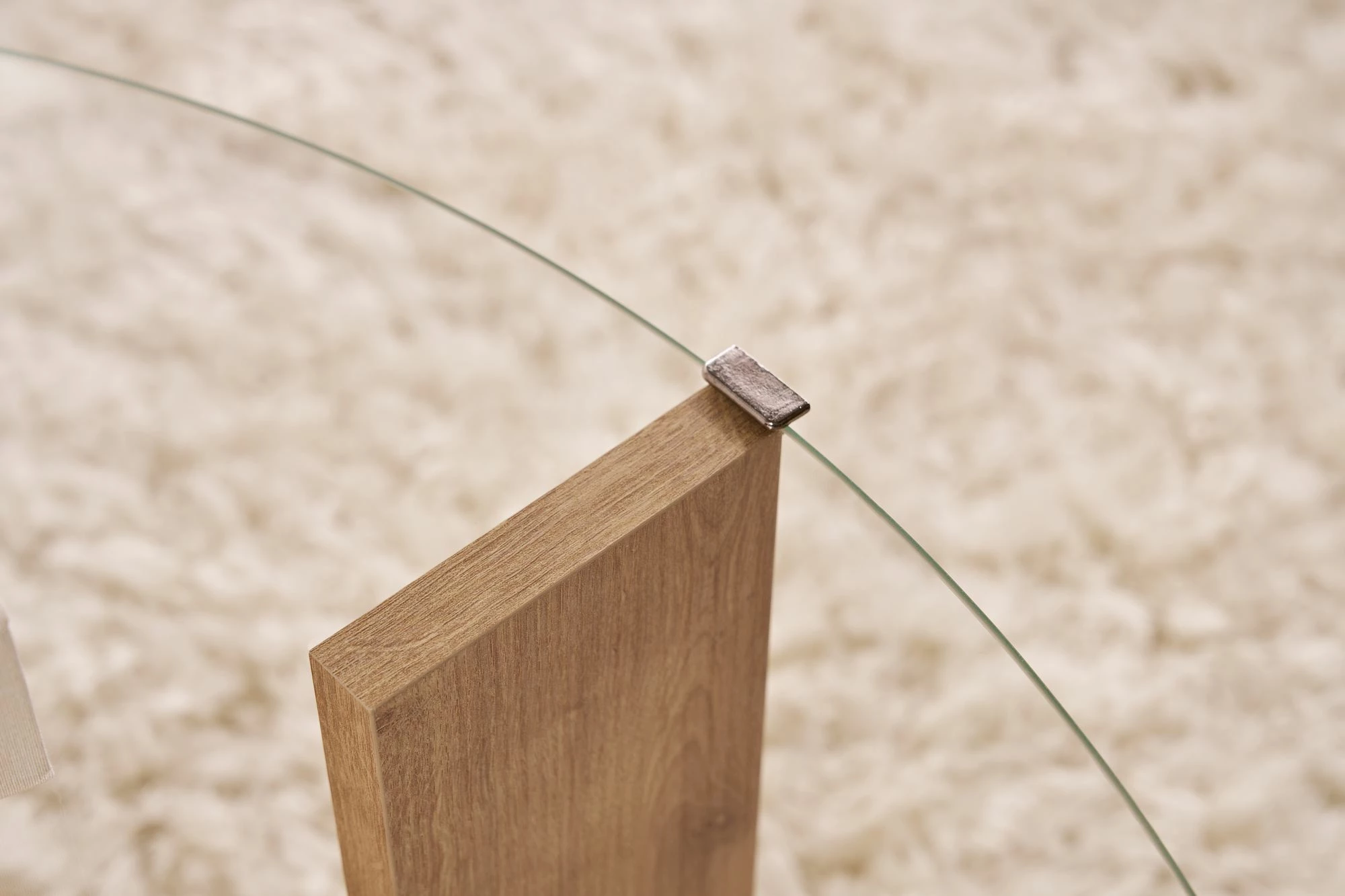 Tavolinë kafeje Nordure, Clara, ngjyrë lis safir, xham transparent