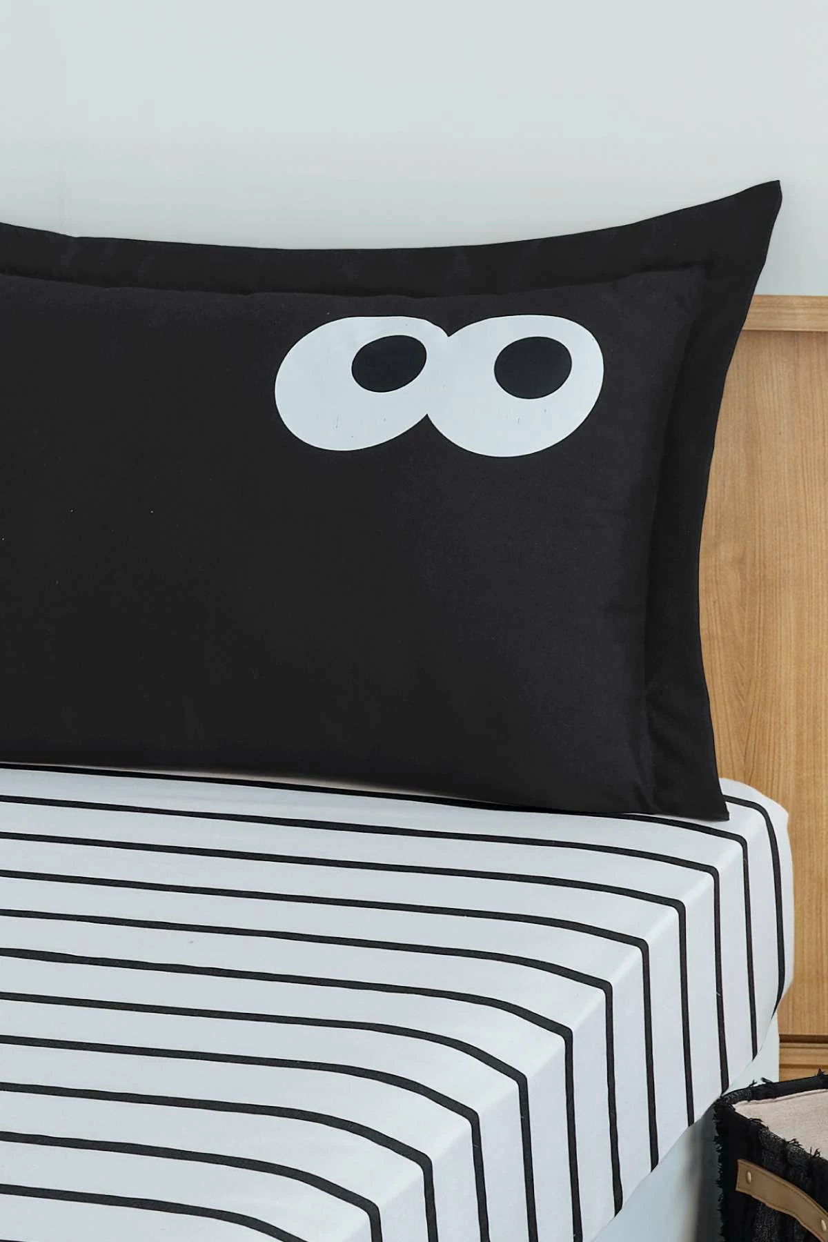 Set çarçafësh tek Funny Cizgili, ngjyrë e zezë