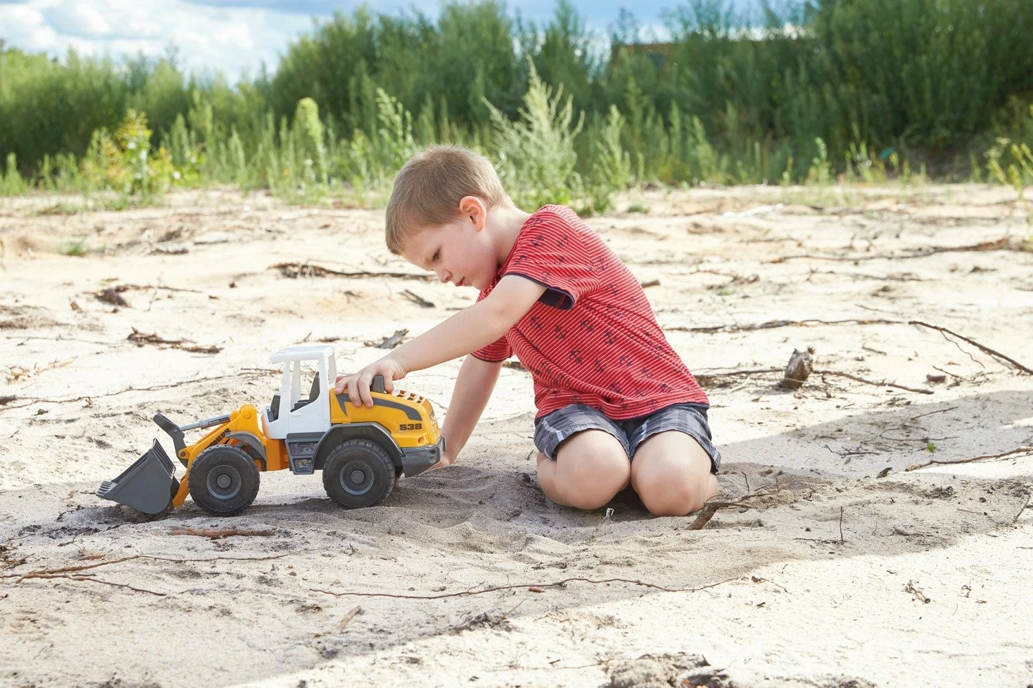 Lodër ekskavator Lena Worxx Liebherr L 538, plastikë, 48 cm, verdhë/gri/bardhë