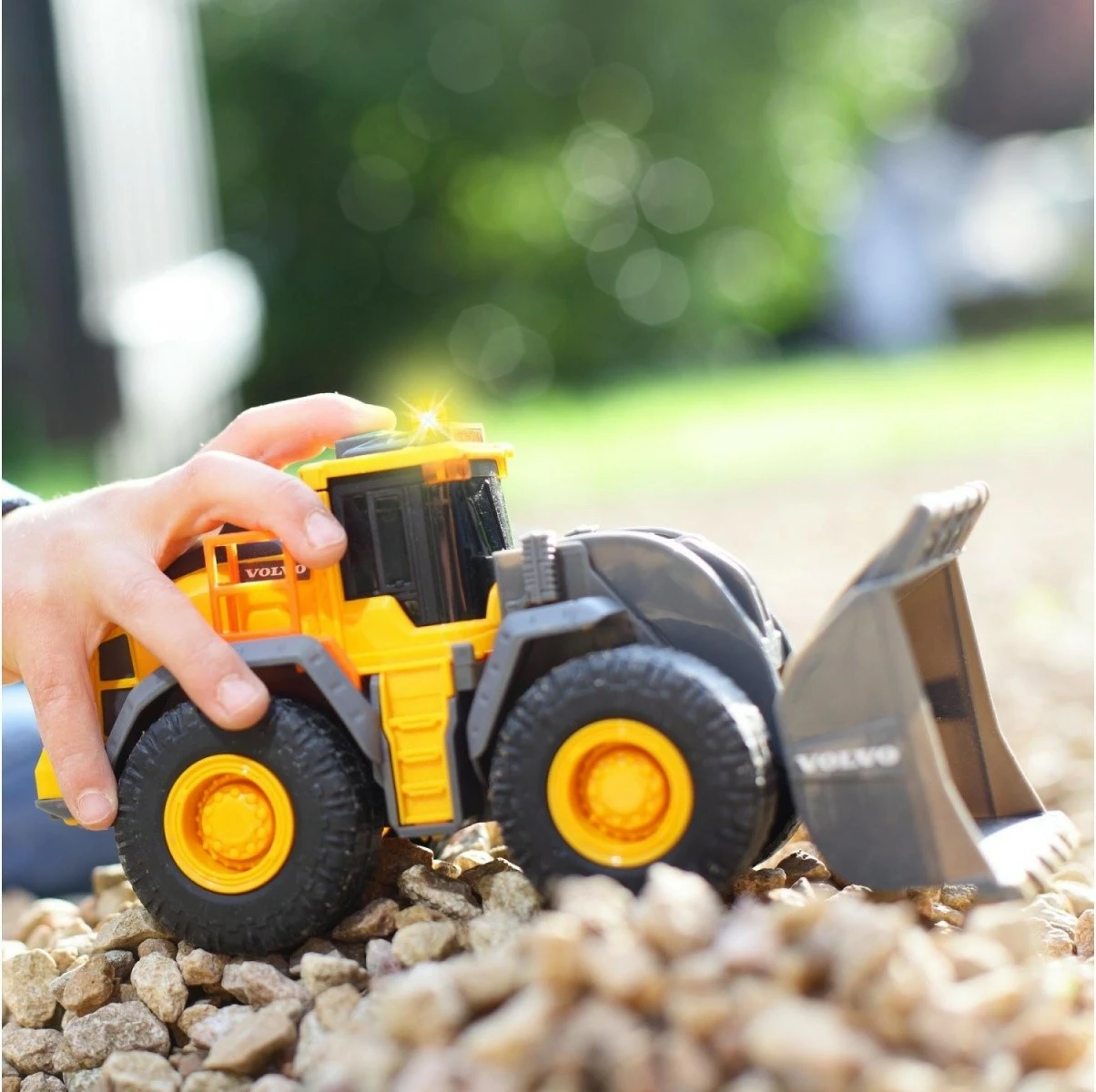 Lodër buldozer Dickie Volvo me dritë dhe zë, 23 cm, e verdhë/e zezë/e gri