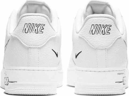 Atlete për meshkuj Nike, të bardha