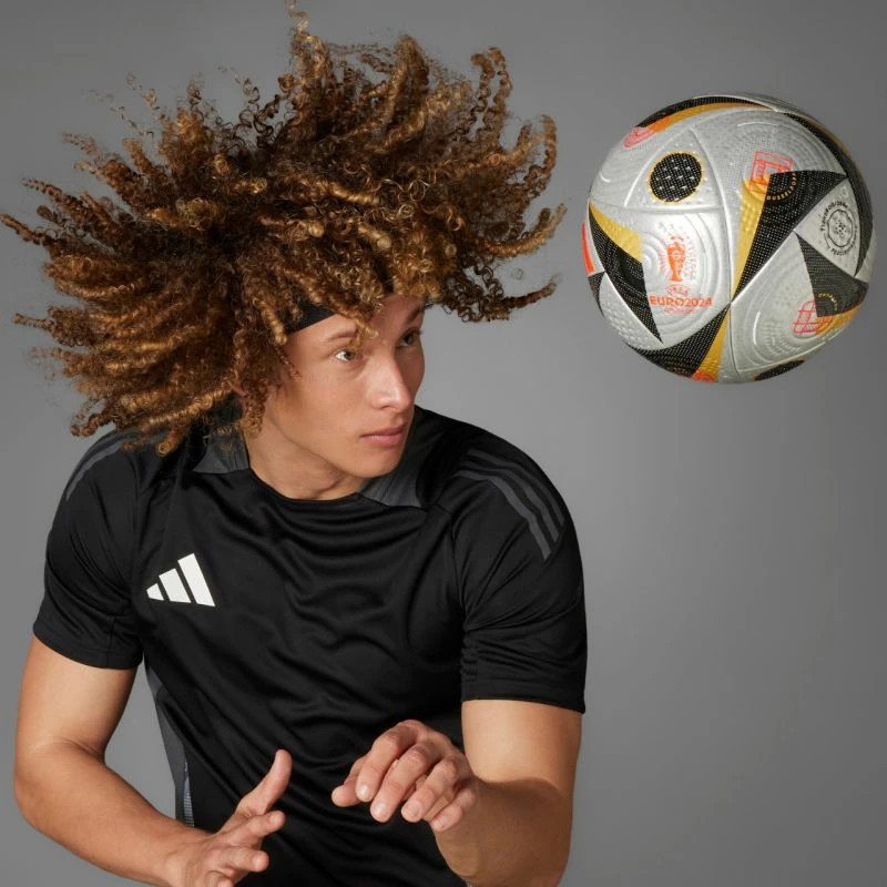 Top futbolli adidas, gri/argjendtë