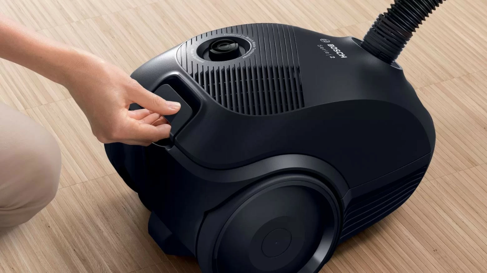 Fshesë me korrent Bosch BGBS2LB1, me qese, 3.5L, e zezë