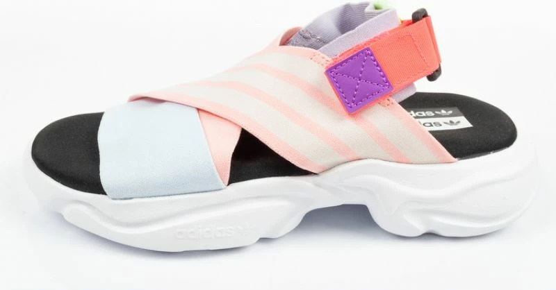 Sandalet për femra adidas, me ngjyra