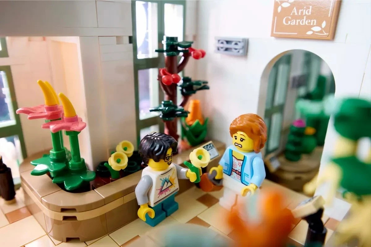Set LEGO IDEAS 21353 Botanical Garden