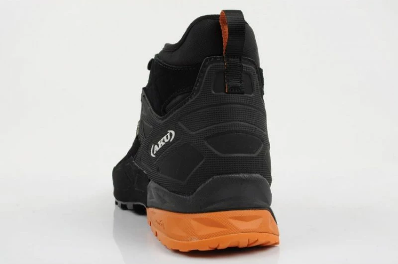 Atlete për meshkuj Aku, të zeza