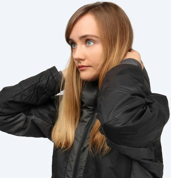 Jakne Salewa për femra, të zeza