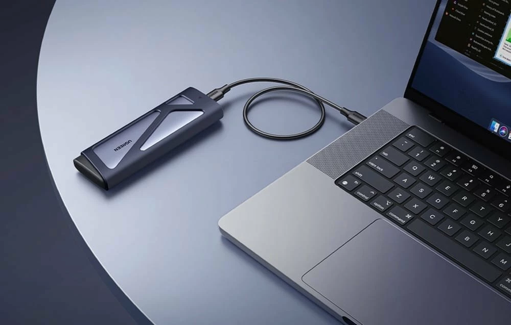Kasë SSD Ugreen CM767 M.2 NVMe/SATA USB-C 3.2 Gen 2, argjendtë