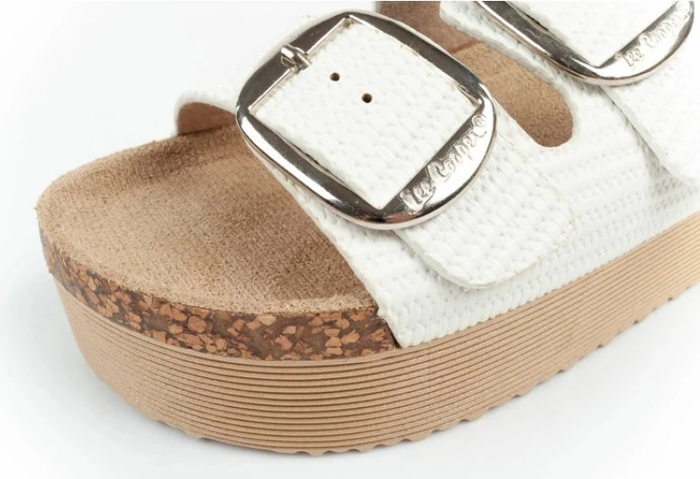 Shapka për femra Lee Cooper, të bardha