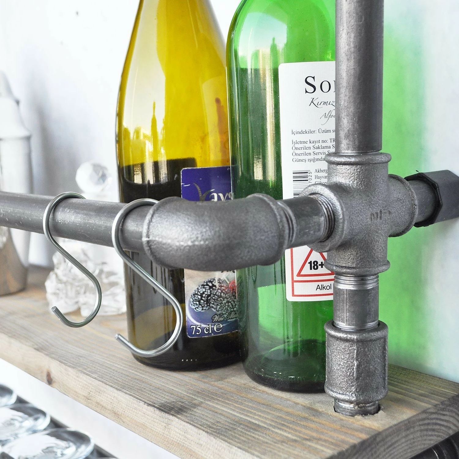 Raft muri me tuba, ngjyrë arre e zezë, Hanah Home, Boruraf104