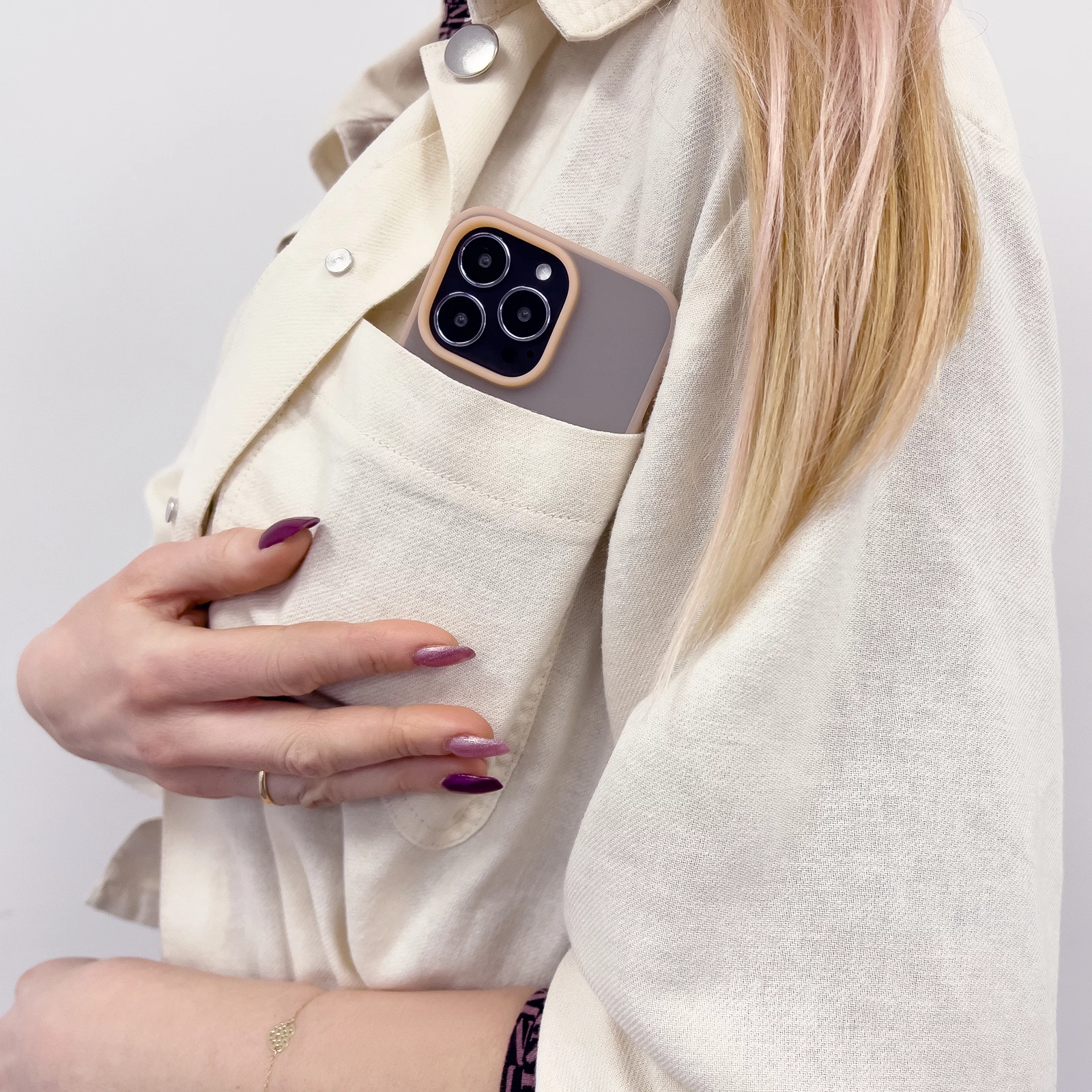 Mbështjellës Kingxbar Plain Series për iPhone 13 Pro, silikon, Gri