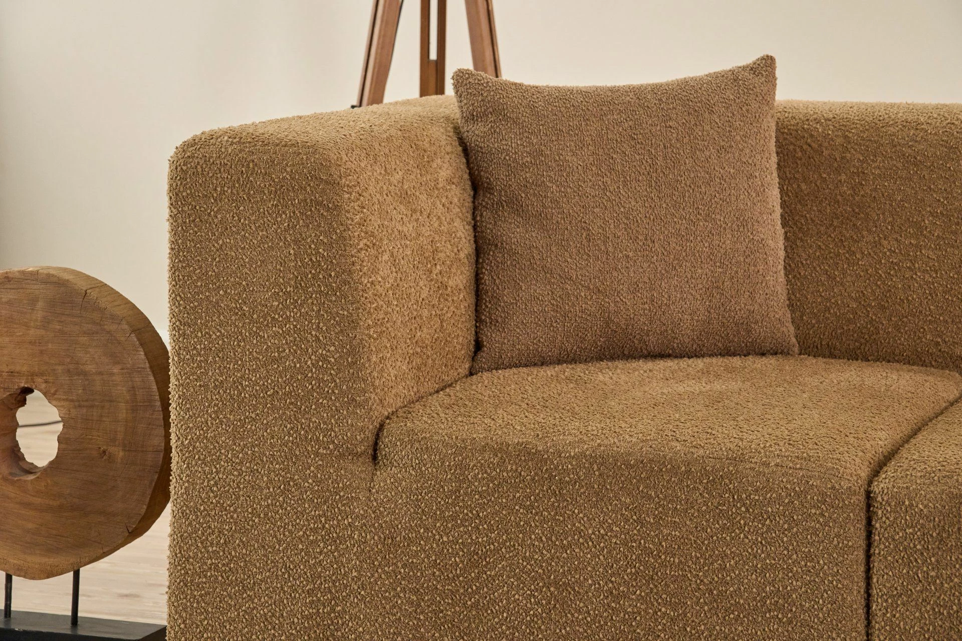Këndare Raks, kafe, Atelier del Sofa
