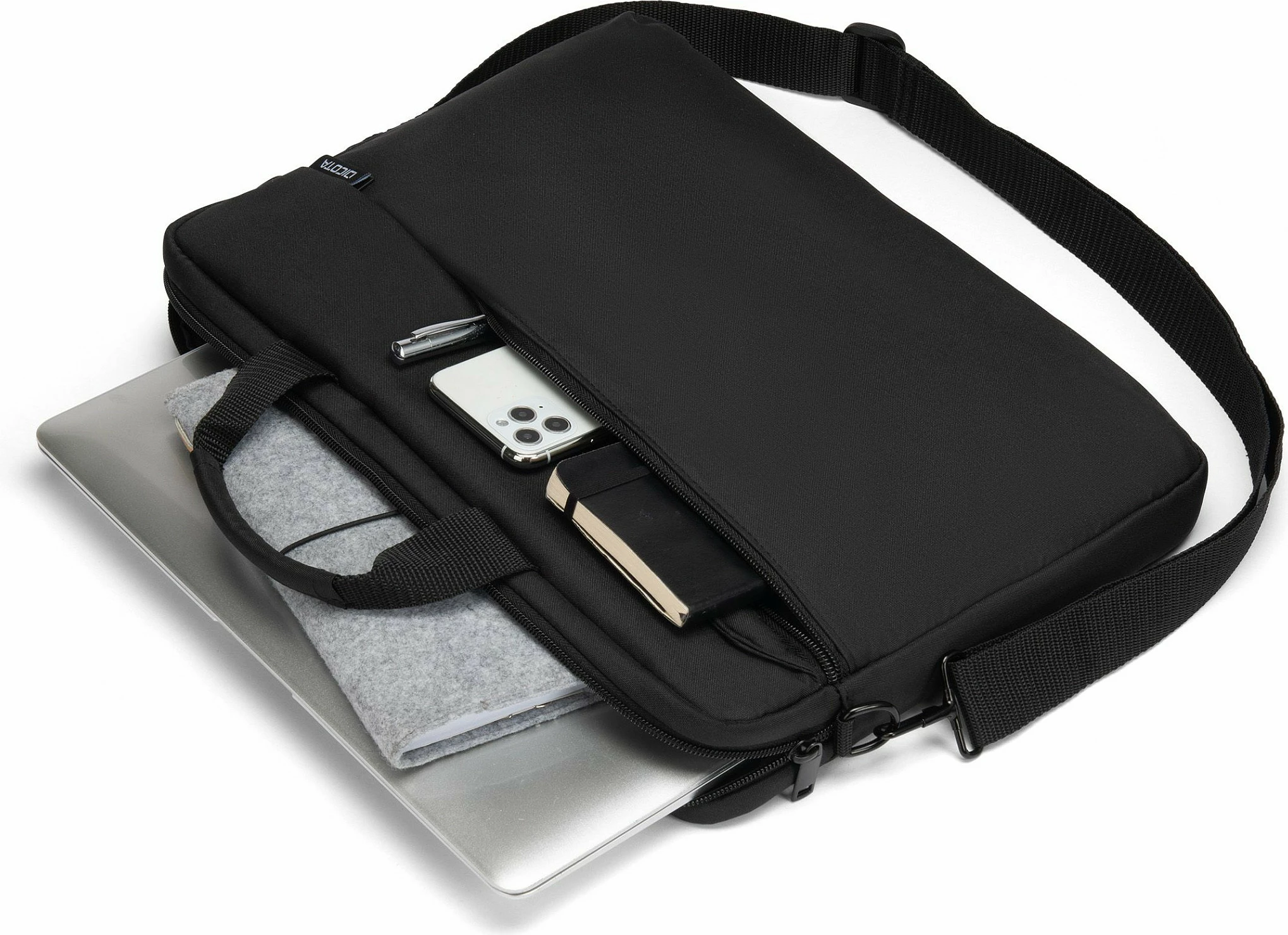 Kasë DICOTA D32092-RPET për laptop 16 inç, material i ricikluar, e zezë