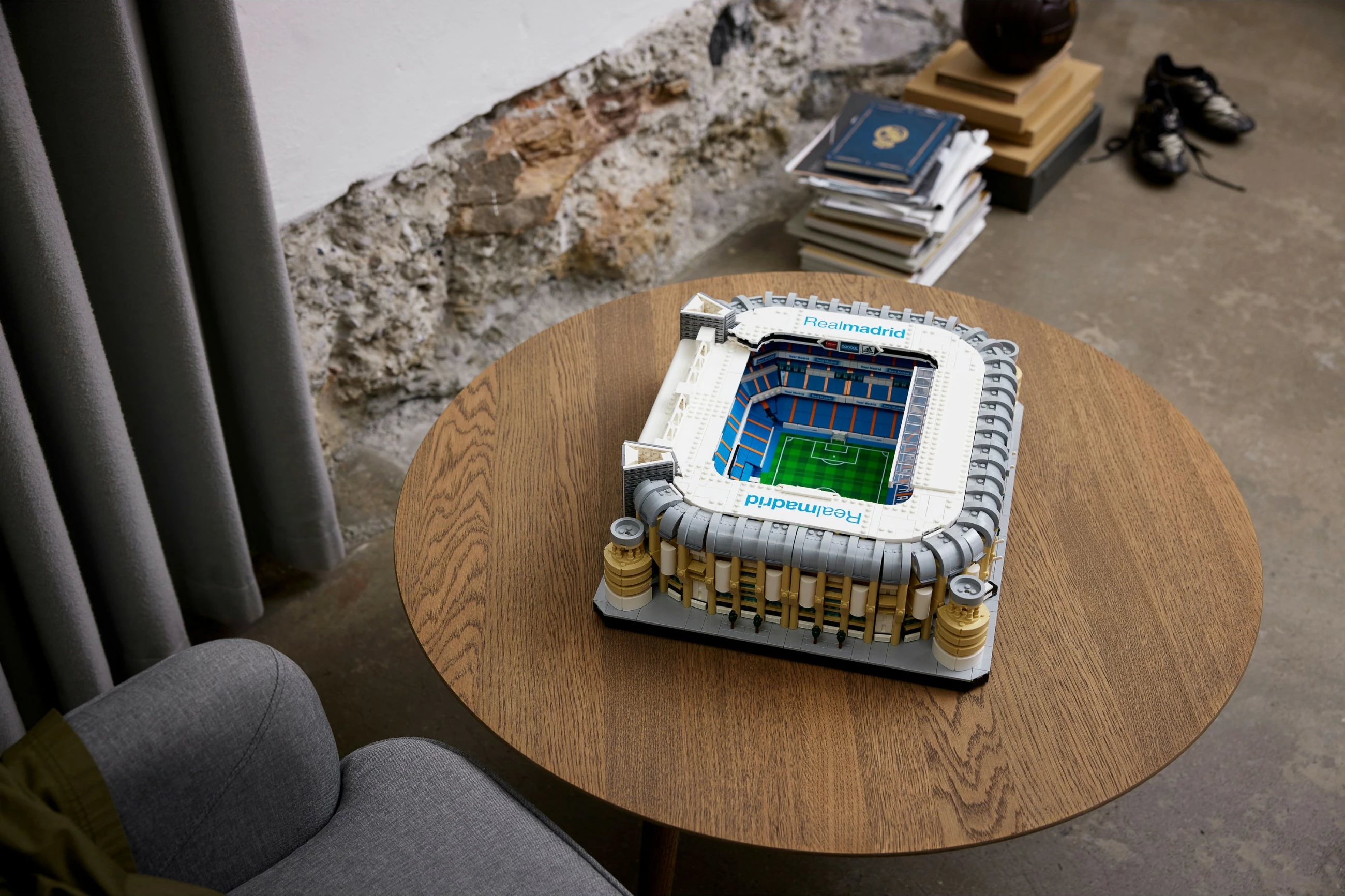 Set ndërtimi LEGO Creator Expert Real Madrid – Santiago Bernabéu Stadium, 5876 copë, plastikë