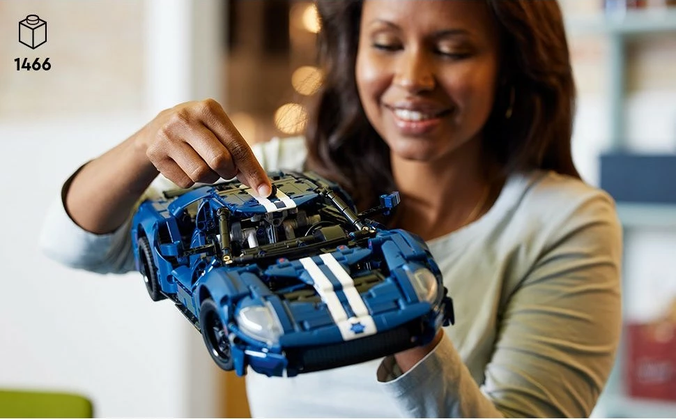 Set ndërtimi LEGO Technic 2022 Ford GT, 1468 pjesë, shumëngjyrësh
