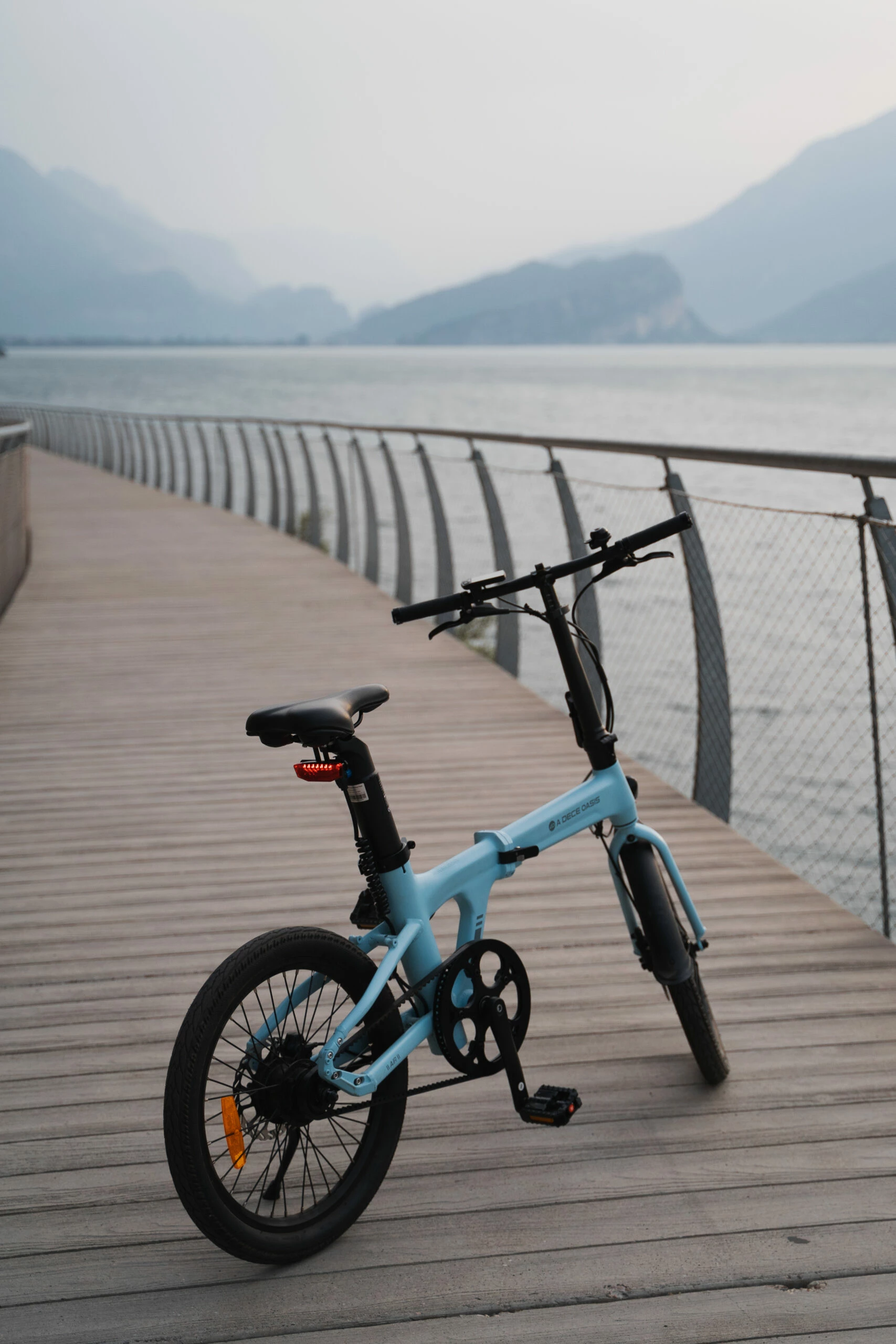 Bicikletë elektrike palosëse ADO Air 20S 20\", 250W, deri 100 km, blu pastel (v2026)