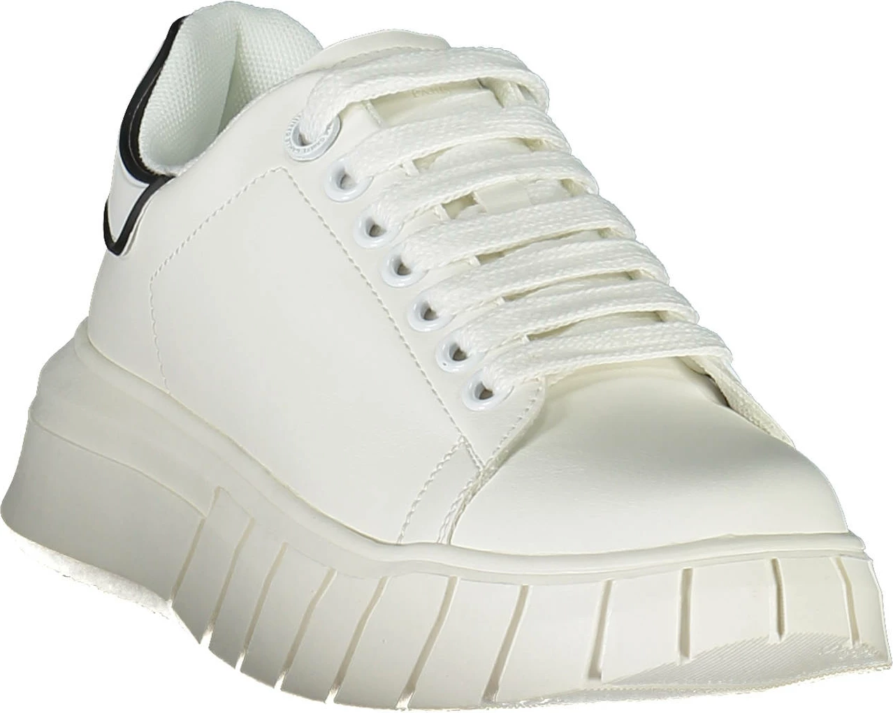 Atlete femra Gaelle Paris, të bardha