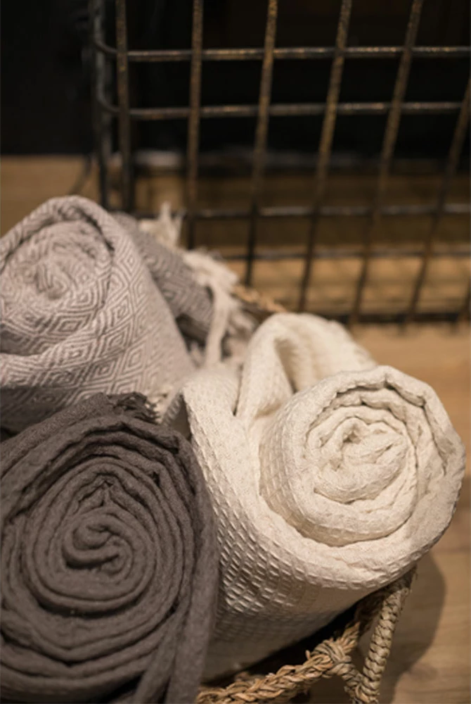 Mbulesë dekorative Pique, pambuk-poliester, bezhë, 130x170cm