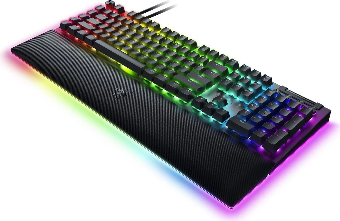 Tastierë Razer BlackWidow V4 Pro me ndërrues të verdhë, RGB