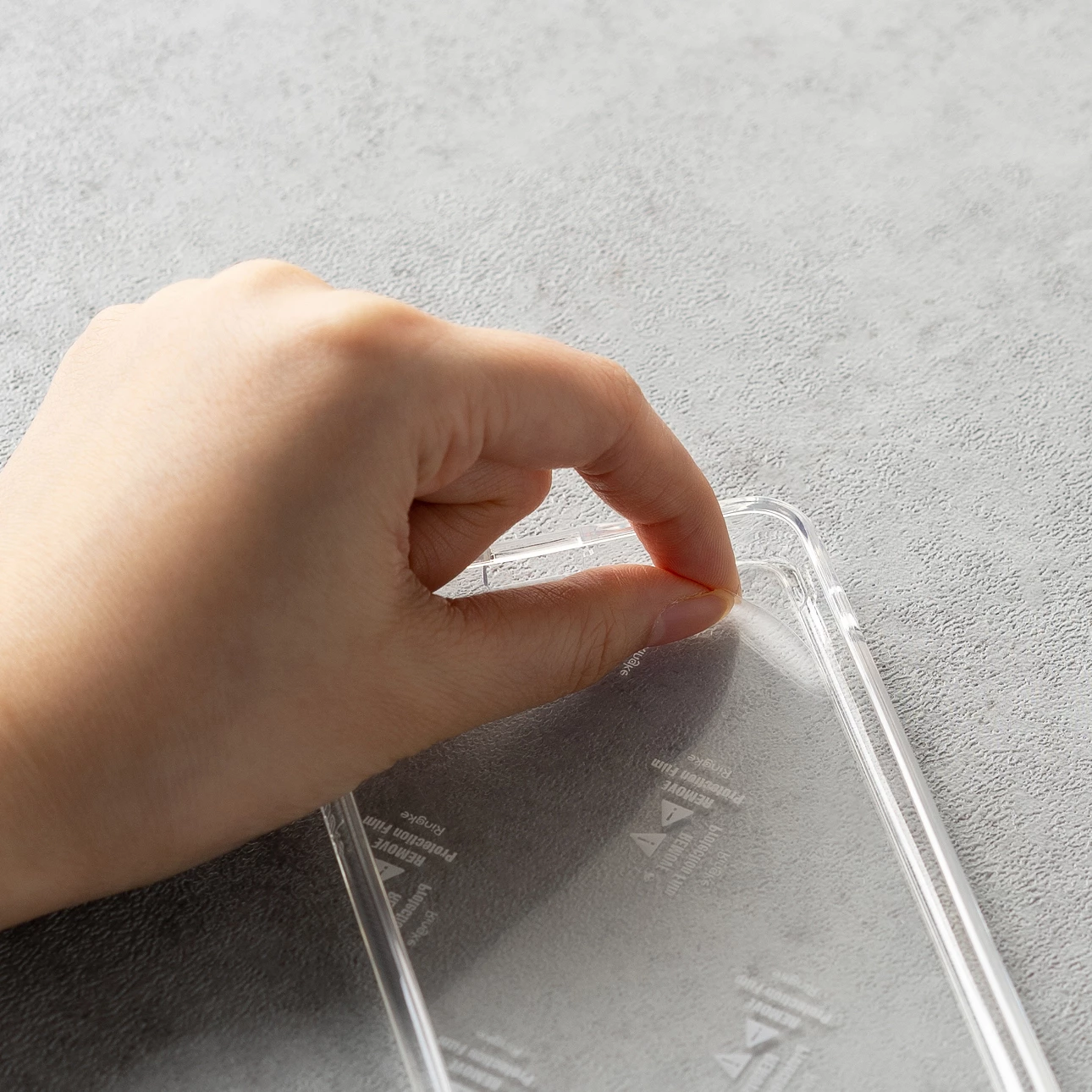 Mbështjellës Ringke Fusion Matte për iPhone 14 Plus, gri gjysmë-transparent