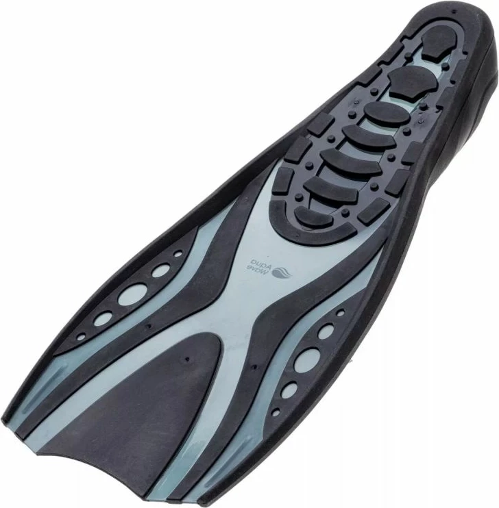 Palestra për not, AquaWave Raya, të zeza