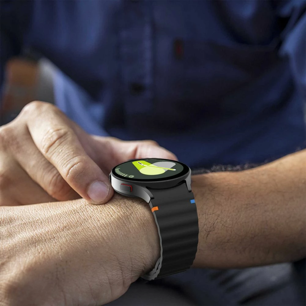 Rrip silikoni për smartwatch Tech-Protect për Samsung Galaxy Watch 4/5/5 Pro/6/7/FE, i zi