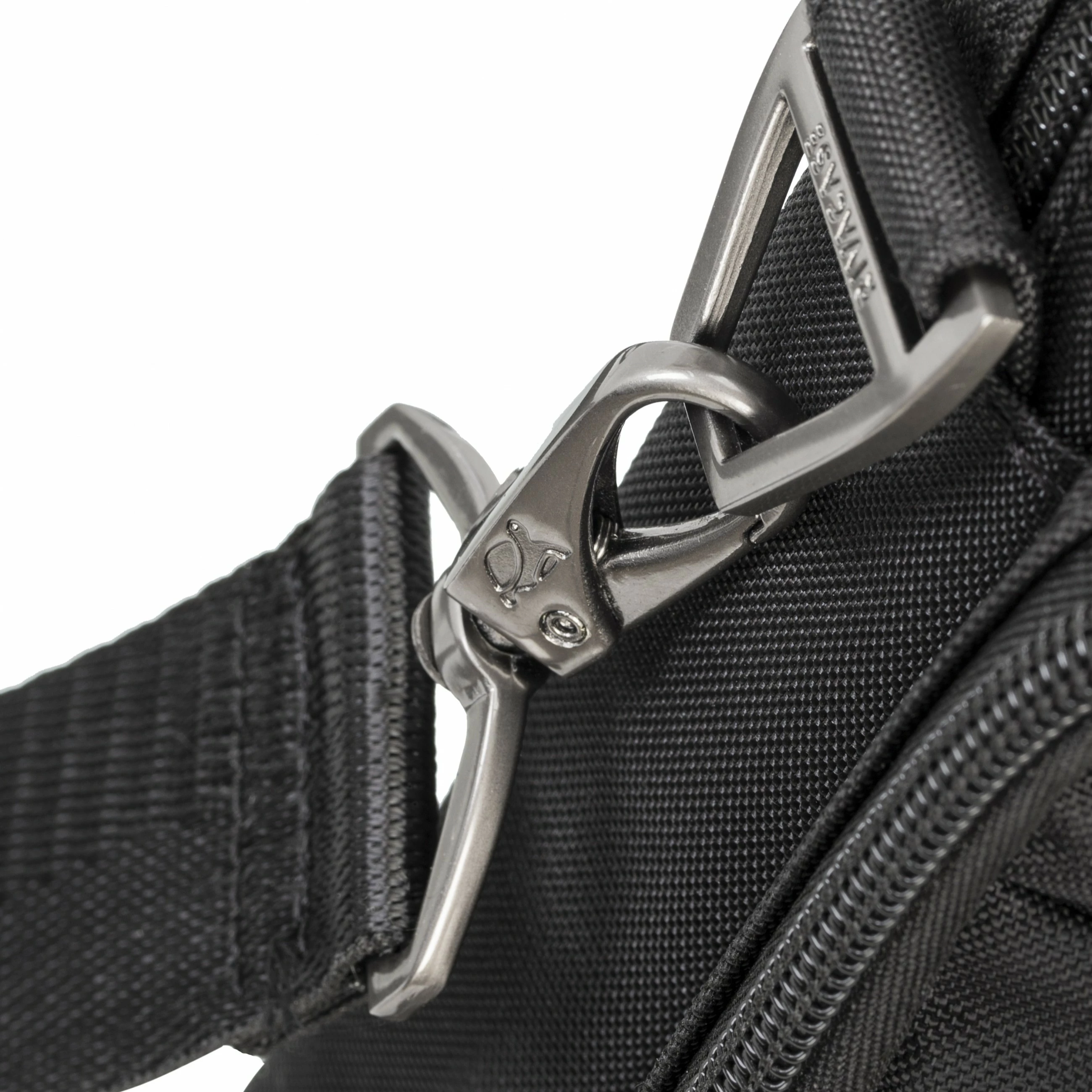 Mbështjellës laptopi RIVACASE NB Tasche Tiergarten 16.0" i zi