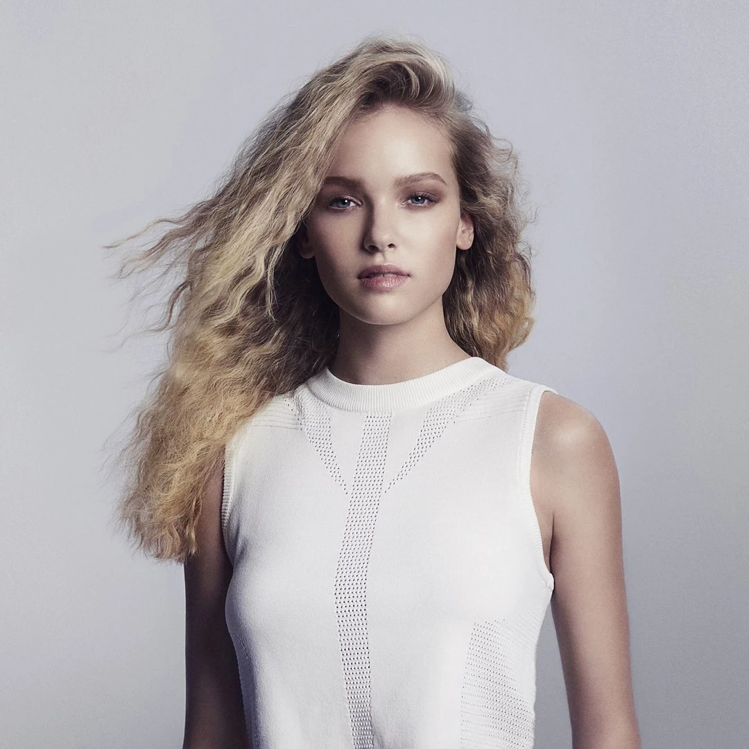 Hekur për Valë BaByliss C260E, Ngjyrë e Zezë dhe Argjendtë