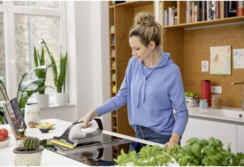 Pastrues elektrik për dritare Kärcher WV 4-4 PLUS, 0.15 L, Zi, Bardhë, Verdhë