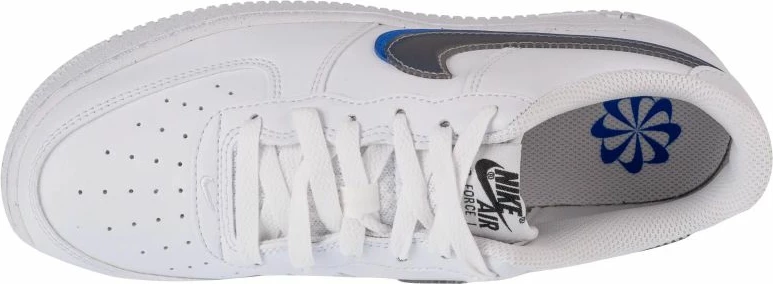 Atlete për femra dhe fëmijë Nike Air Force 1, të bardha