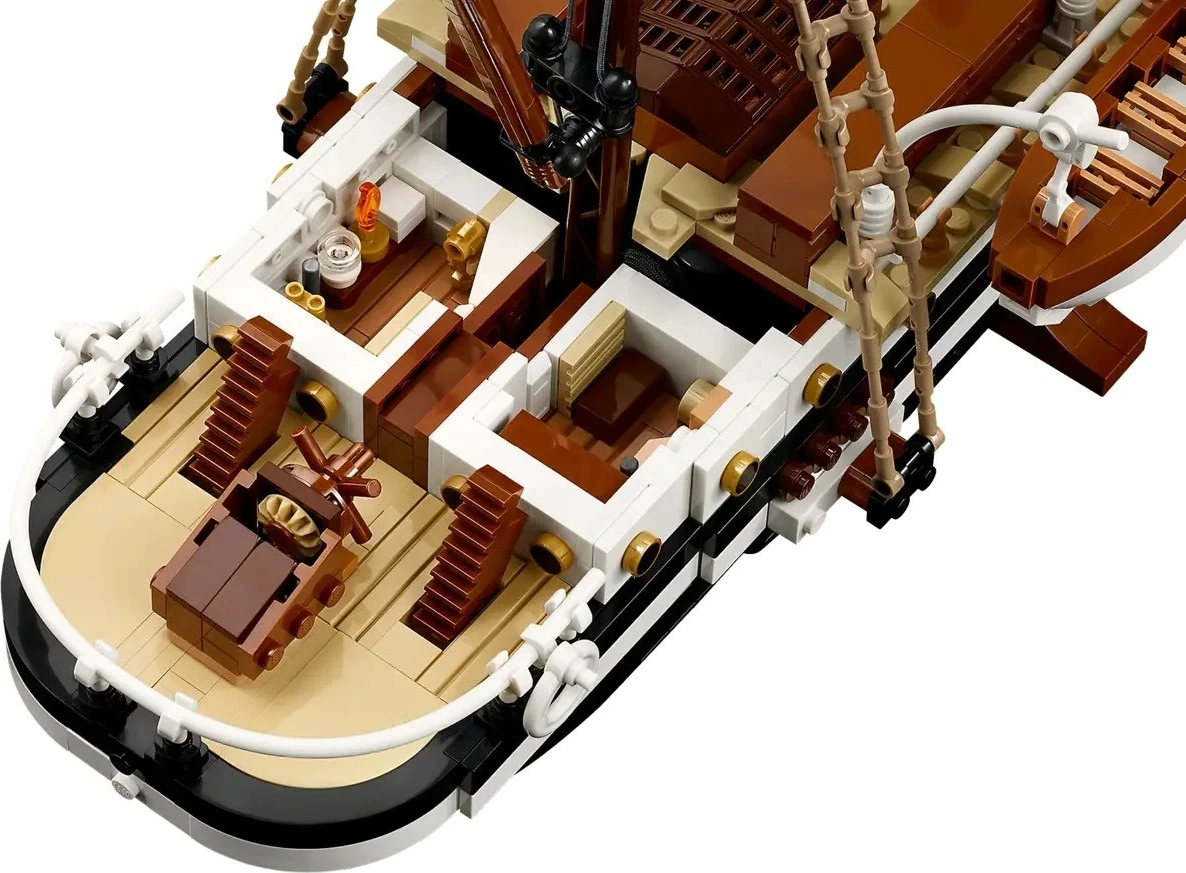 Set LEGO ICONS 10335 Endurance