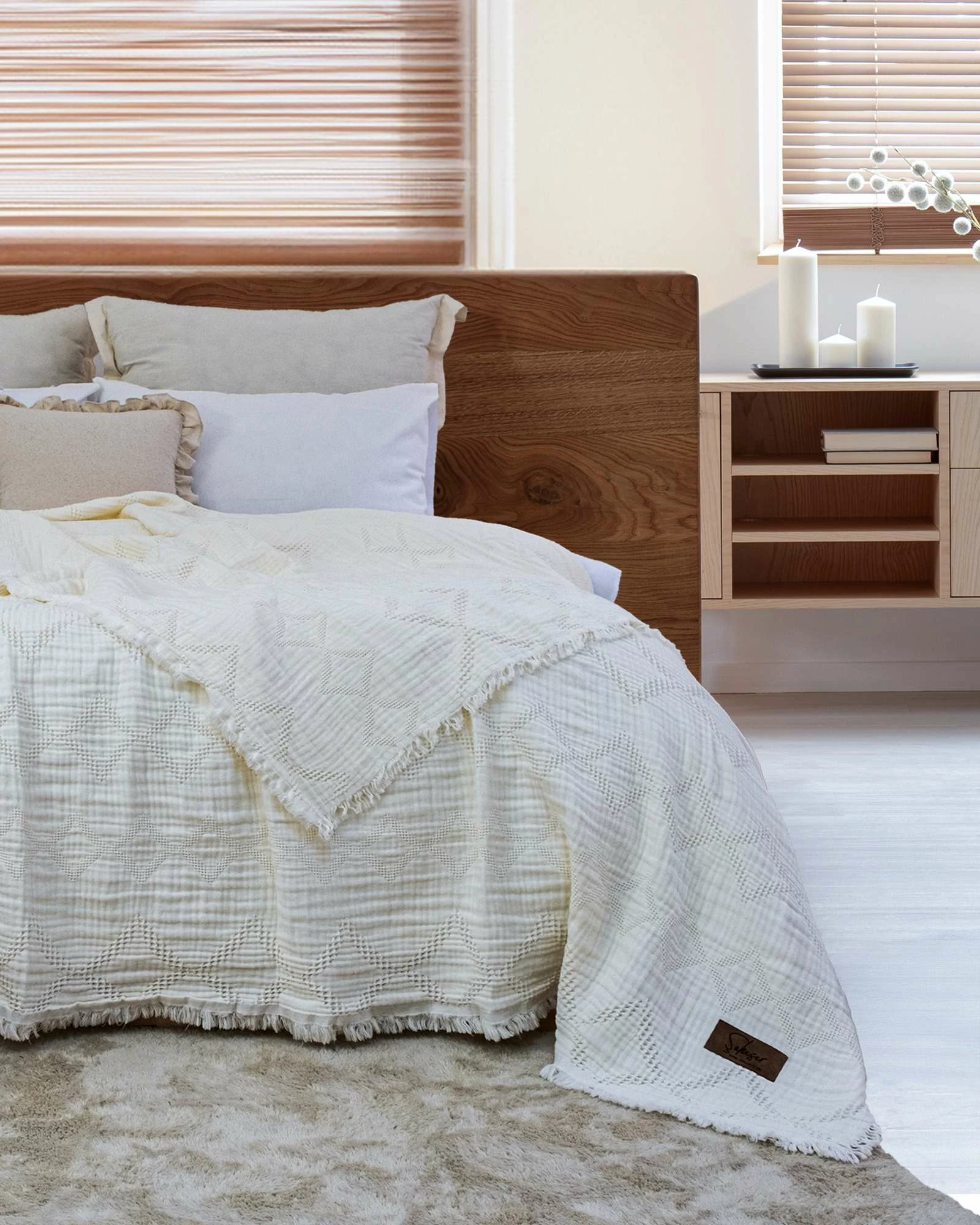 Mbulesë dyshe për shtrat, krem, L'essentiel, Oscar