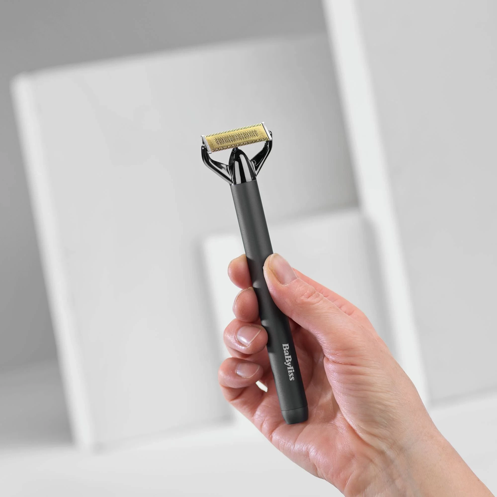 Makinë rroje BaByliss X-Blade OT991E Super-X Metal Series, pa tel litium-jon, teh çelik japonez 0.2–5 mm, 4 krehra, IPX7, Black Chrome