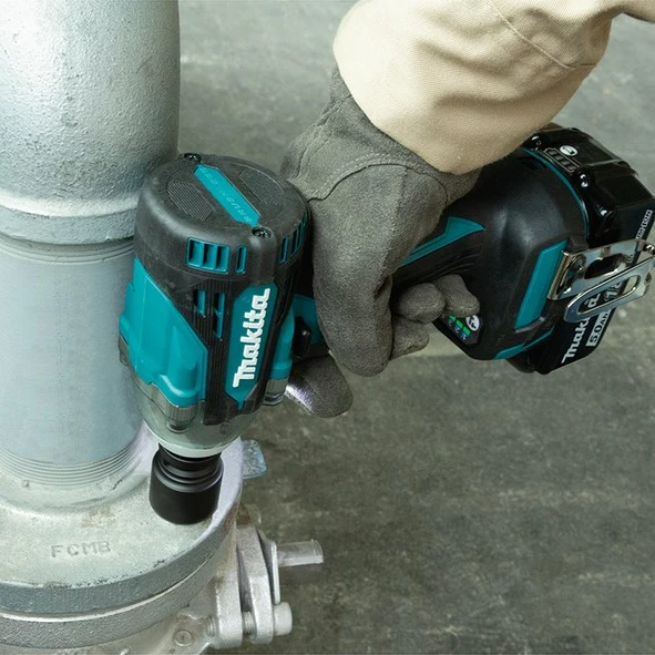 Makita DTW300RTJ, 18V, 5 Ah, Brushless, Zi, Blu
