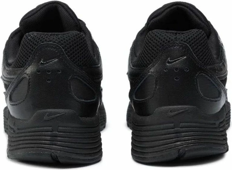 Atlete për meshkuj Nike, të zeza