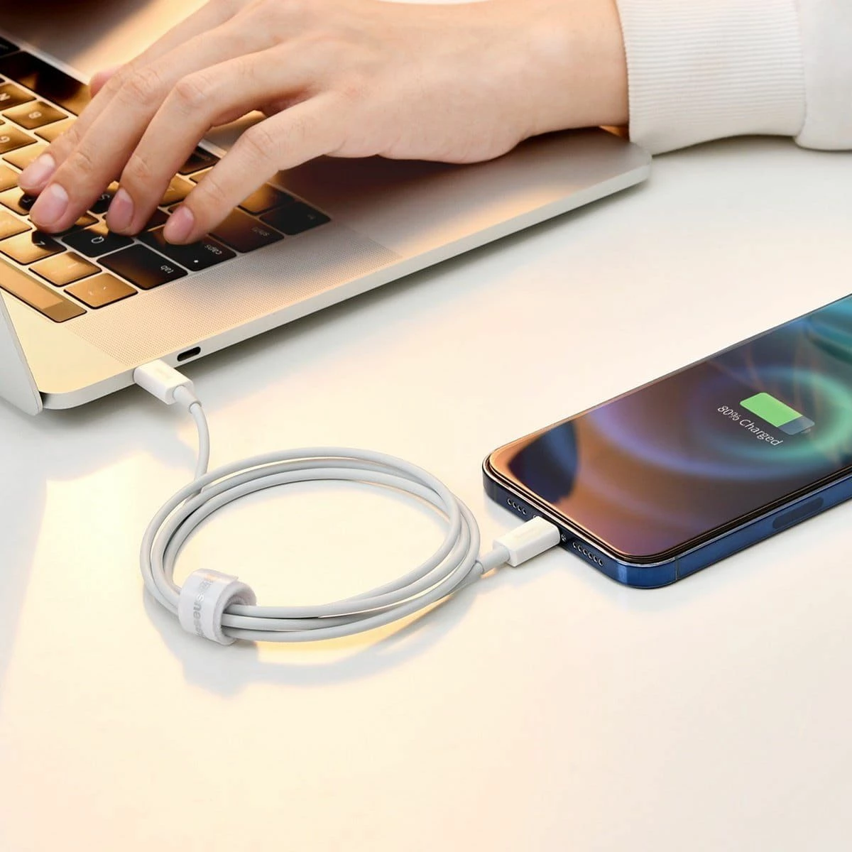 Kabl USB Baseus Superior CATLYS-B02 USB-C në Lightning 1.5 m, i bardhë