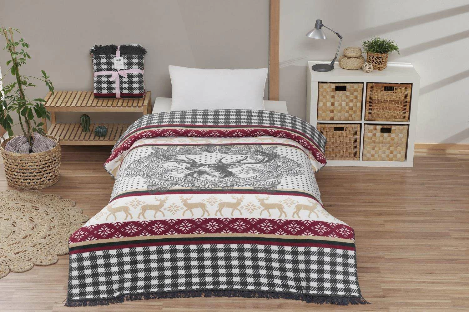 Batanije dopio L'essentiel, Adali, e kuqe, kaltër e errët