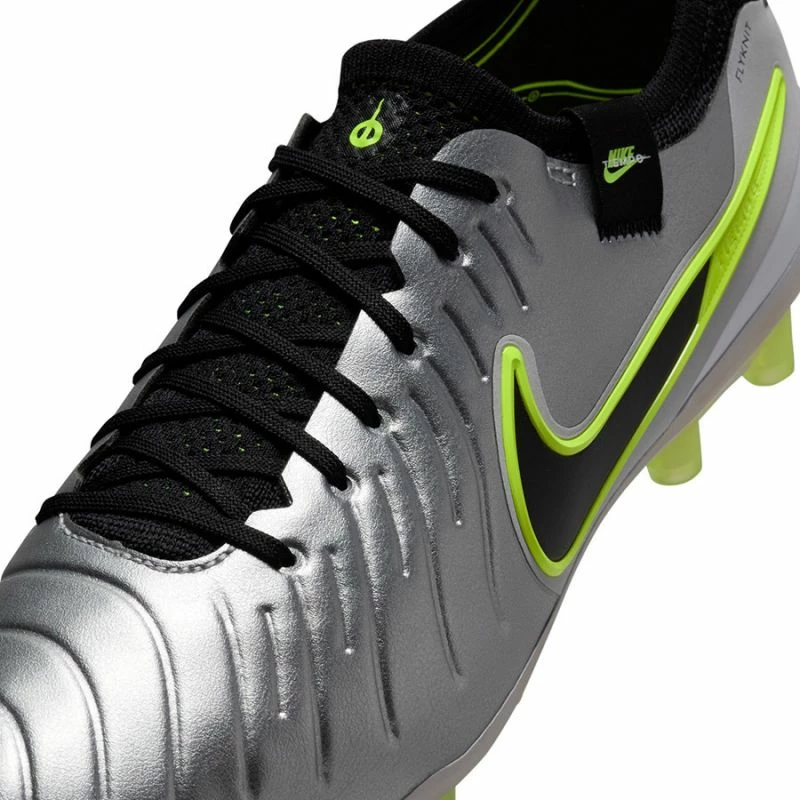 Atlete futbolli Nike për meshkuj, hiri