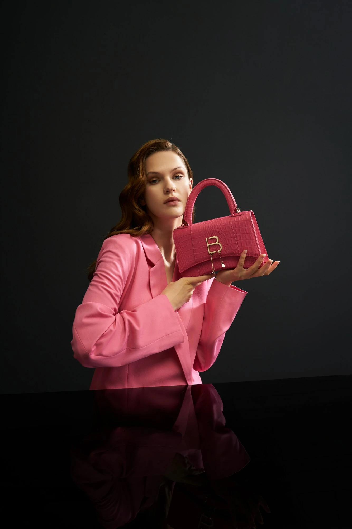 Çantë dore rozë Lucky Bees, 1224